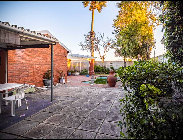 3 BEDROOM HOUSE SOLD IN WEST BEACH